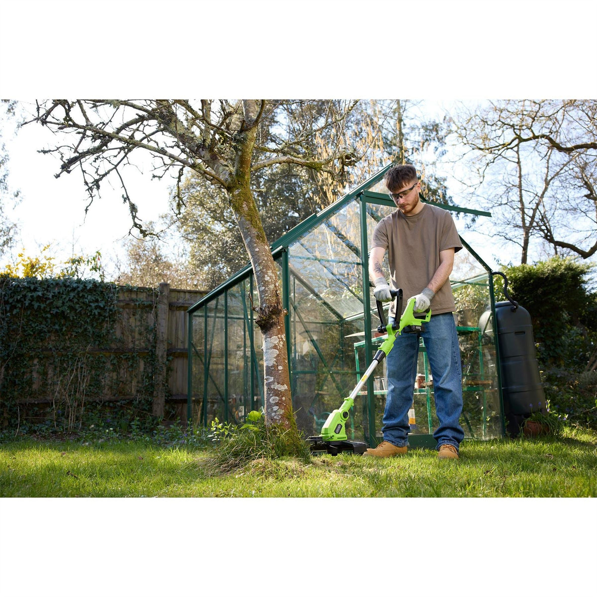Draper 18V 2-in-1 Grass Trimmer 1 x 2.0Ah Battery 1 x Charger 31860 White Rose Tools