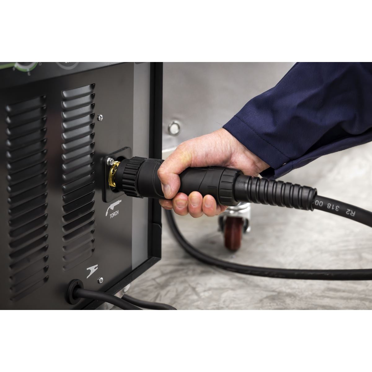 Sealey Professional MIG Welder 200A 230V with Binzel® Euro Torch