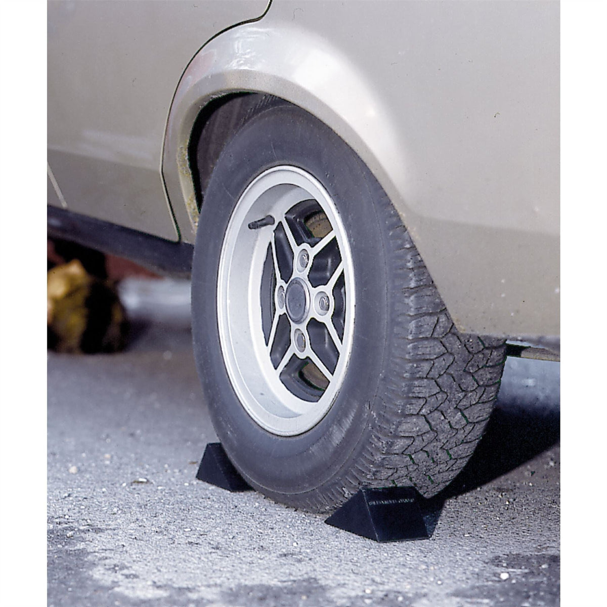 Draper Rubber Wheel Chocks 54500 White Rose Tools