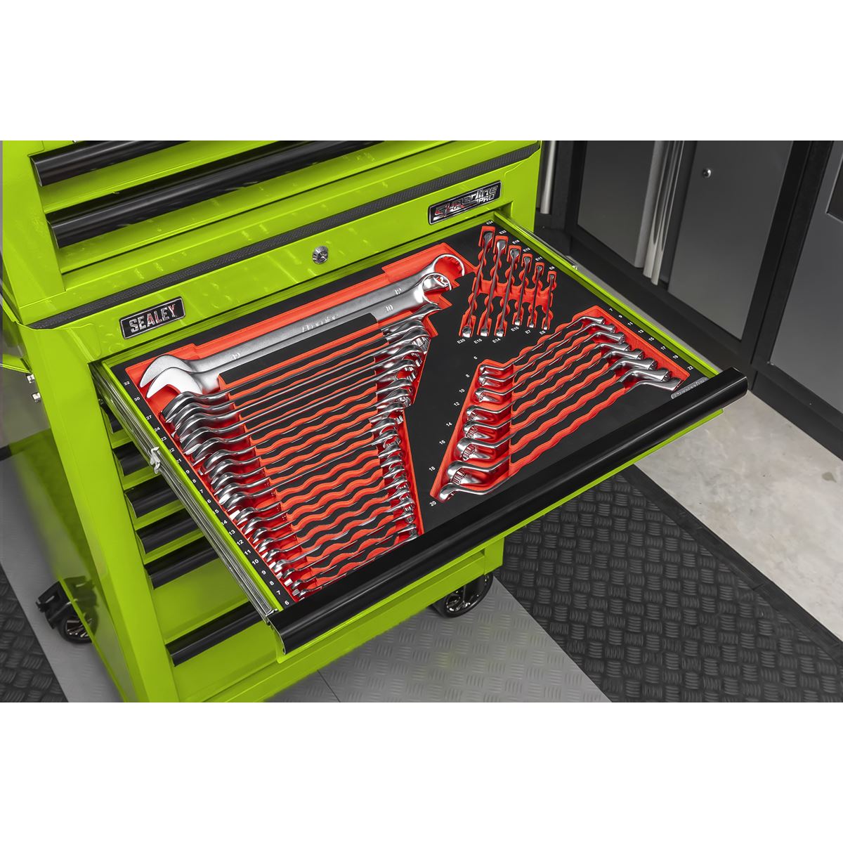 Sealey Superline Pro Superline PRO® Tool Chest Combination 14 Drawer with 446pc Tool Kit - Green