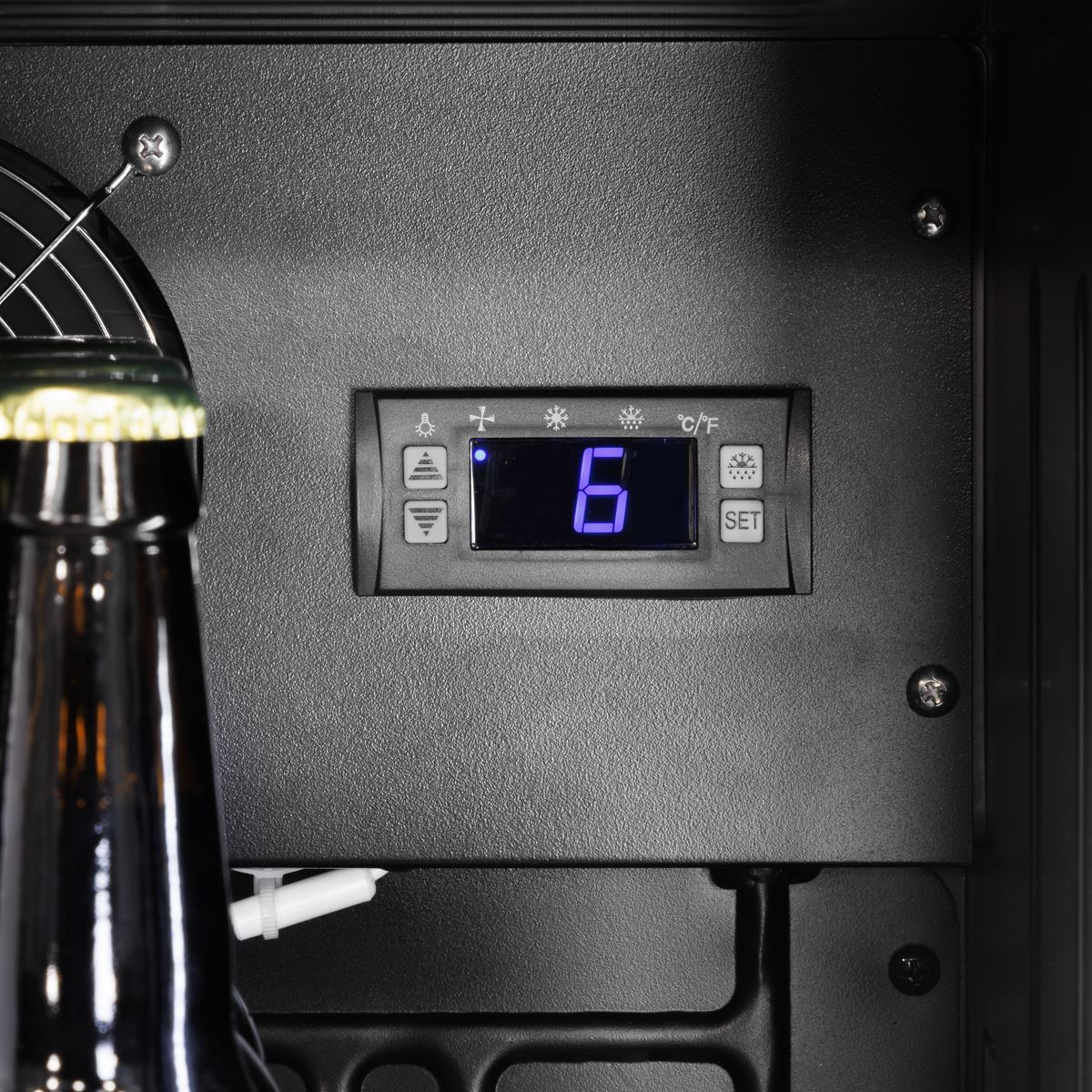 Baridi Tall Drinks/Bar Fridge with Digital Controls & Auto Defrost 160L - Black White Rose Tools