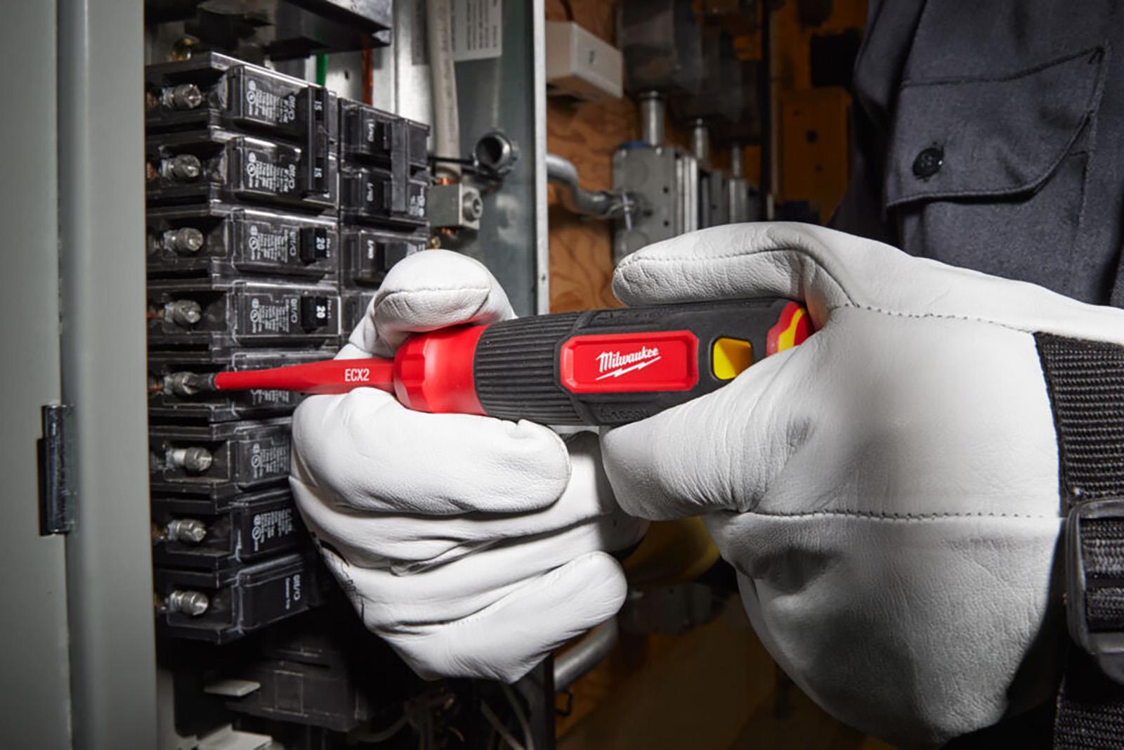 Milwaukee Insulated 4 In 1 Multi Shank Screwdriver Set VDE Torx T10-T25 Slim Shank