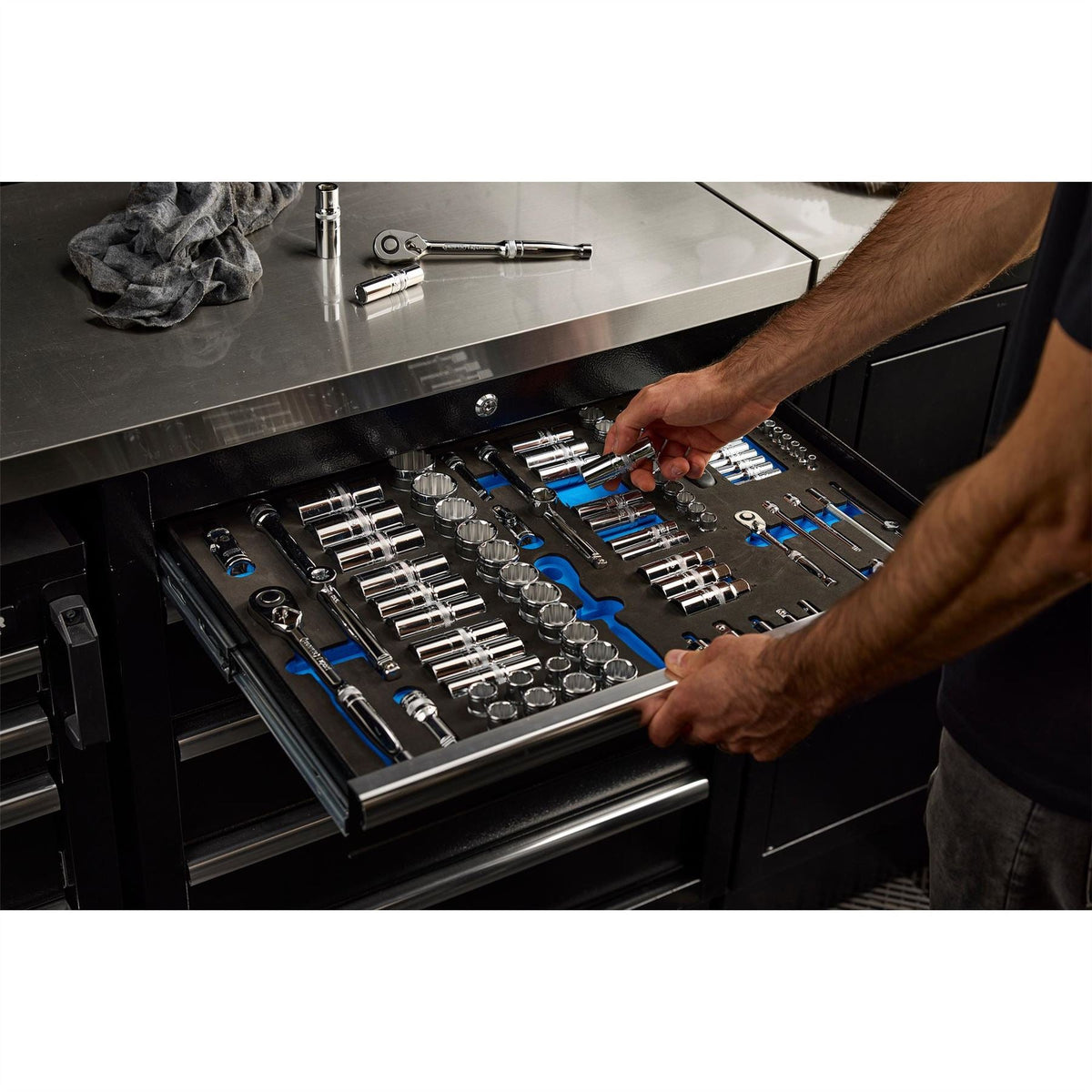 Draper Expert Socket Set in Full Plus Drawer EVA Insert Tray 1/4" 3/8" & 1/2" (96 Piece) 63539 White Rose Tools