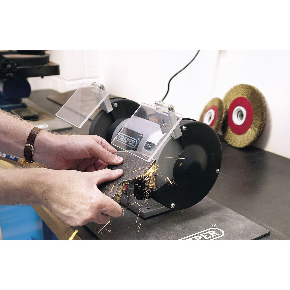 Draper Bench Grinder 150mm 250W 66804 White Rose Tools