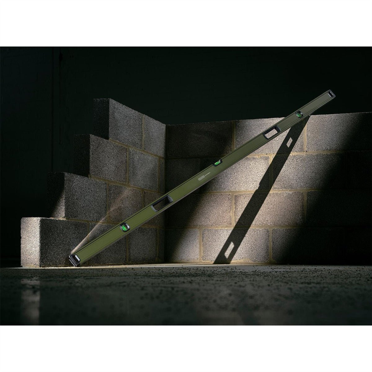 Draper Expert Box Spirit Level with Handle 2000mm 28991 White Rose Tools