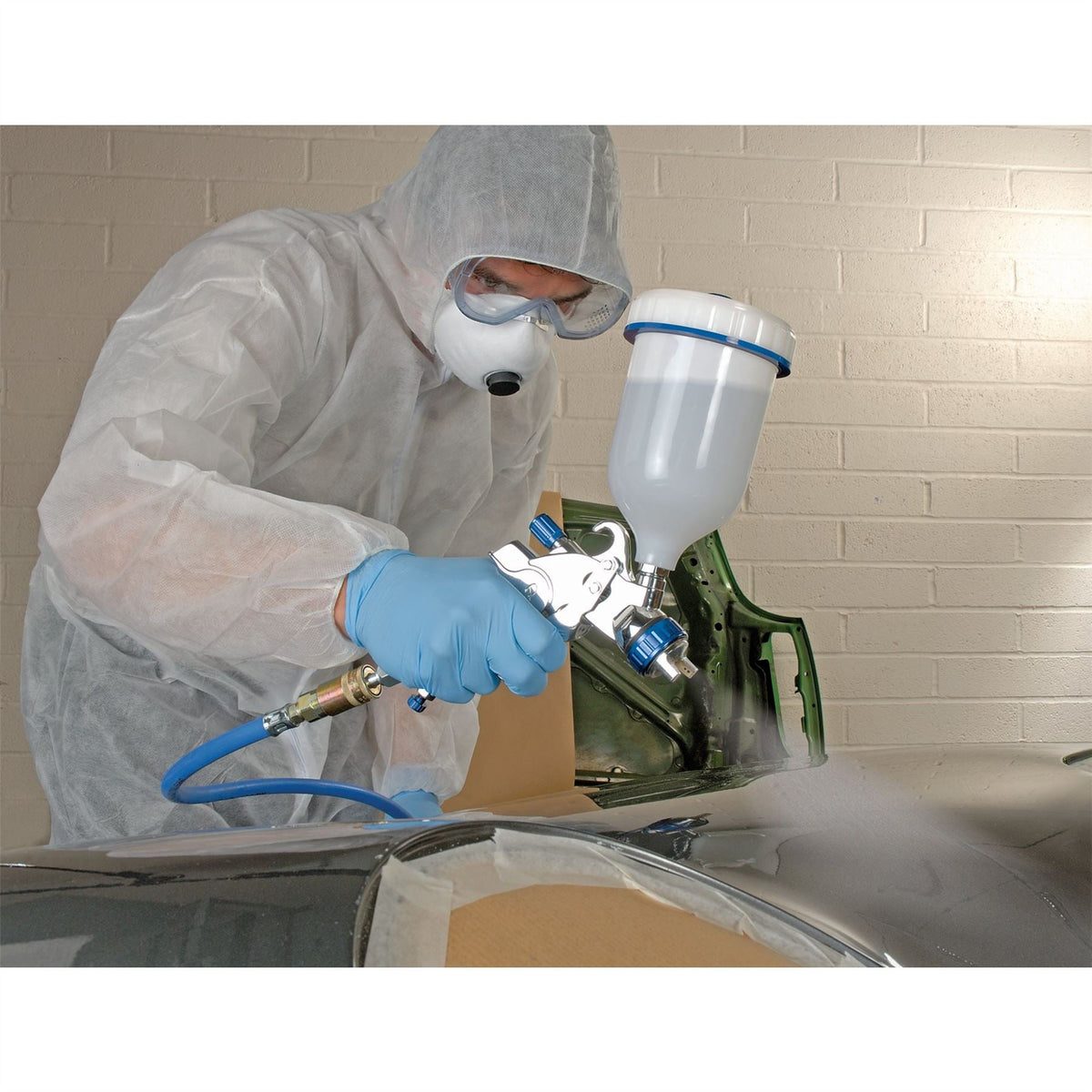 Draper Gravity Feed HVLP Air Spray Gun 600ml 09706 White Rose Tools