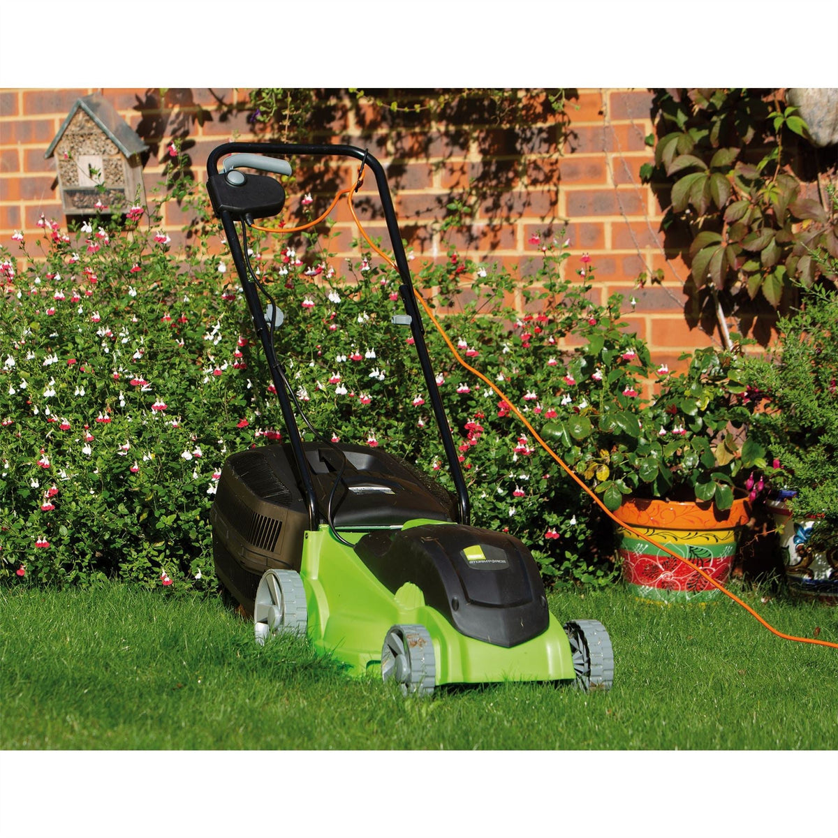Draper Storm Force Draper 230V Lawn Mower 320mm 1200W 20015 White Rose Tools