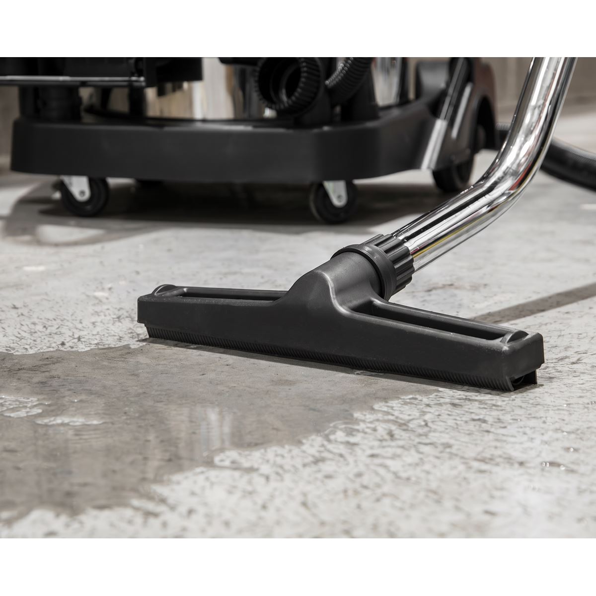 Sealey 100L Vacuum Cleaner Wet & Dry with Stainless Steel Drum 3000W/230V