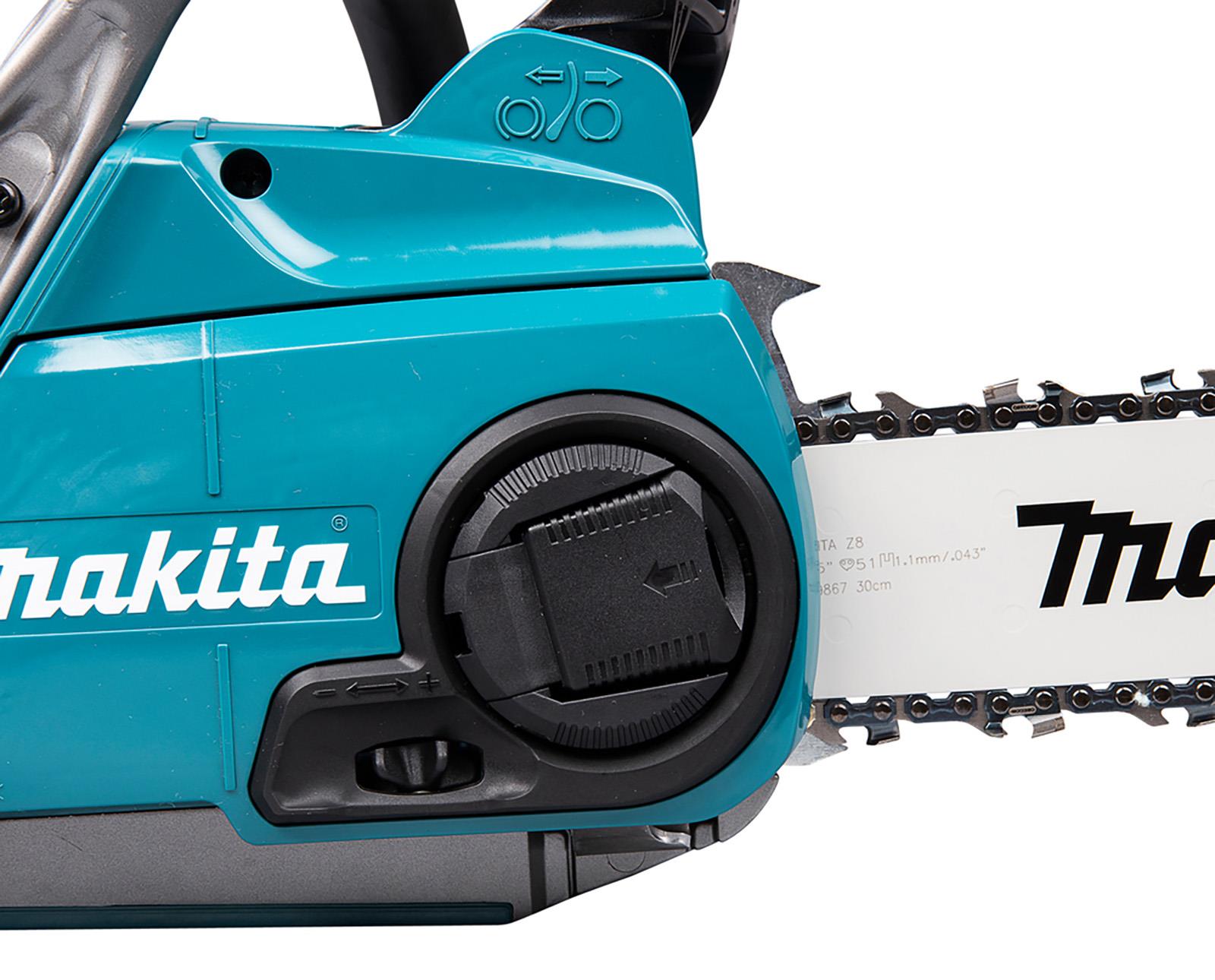 Makita Chainsaw Kit Heavy Duty 30cm 12" 40V XGT Brushless Cordless 2 x 5Ah Battery and Rapid Charger Garden Tree Cutting Pruning UC014GT201