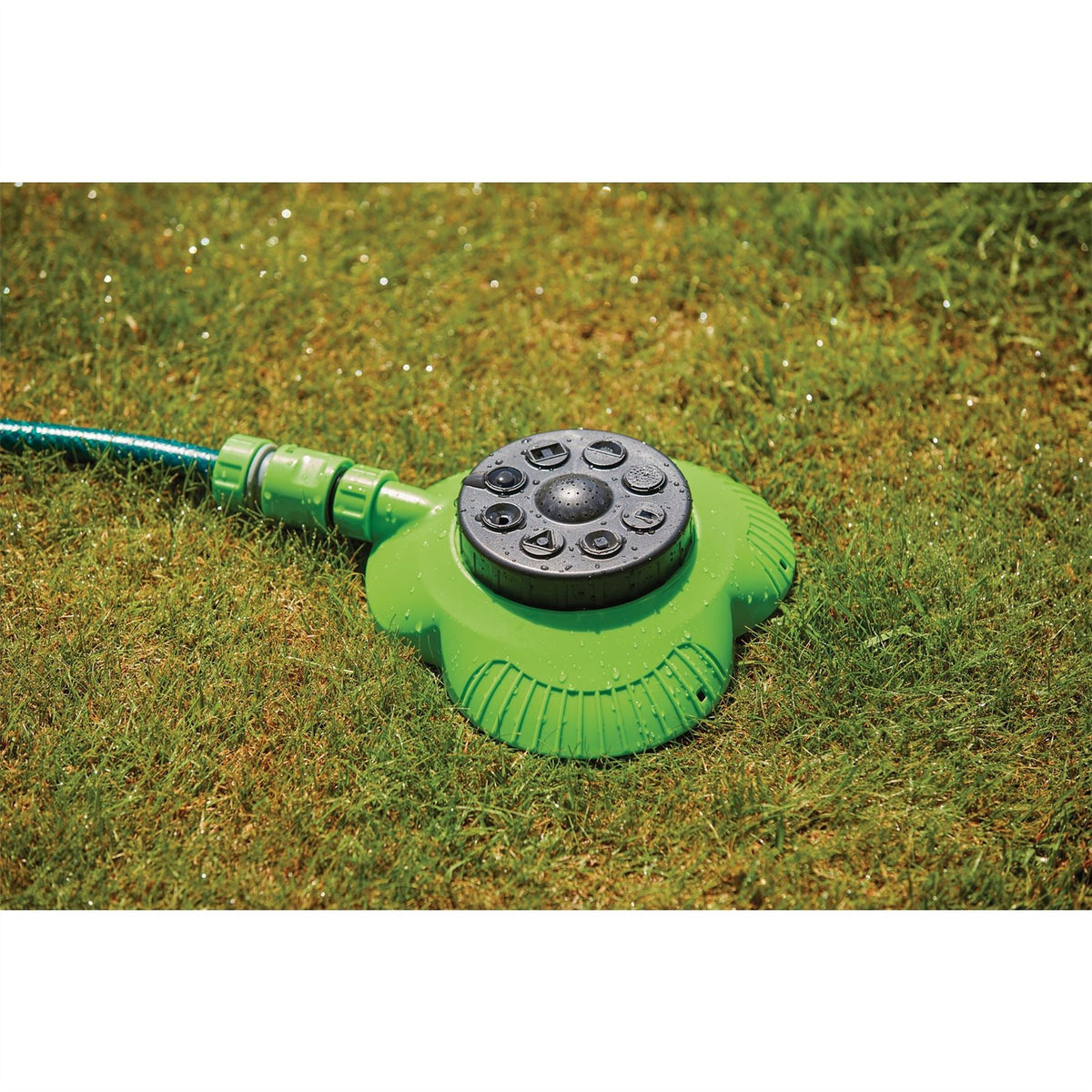 Draper Multi-Sprinkler with 8-Spray Patterns 09960 White Rose Tools