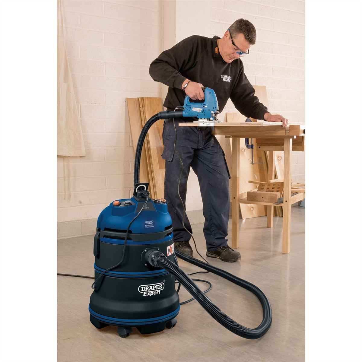 Draper Expert 230V M-Class Wet and Dry Vacuum Cleaner 35L 1200W 38015 White Rose Tools