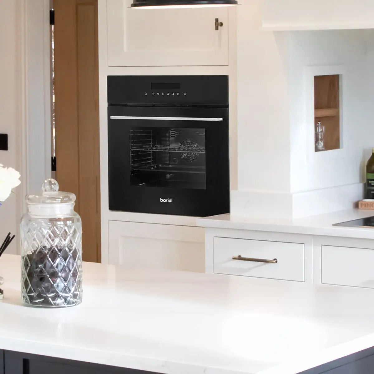 Baridi 60cm Built-In Fan Assisted, Single, Integrated 10 Function Electric Oven, Touchscreen Controls, 72L Capacity, Black  White Rose Tools