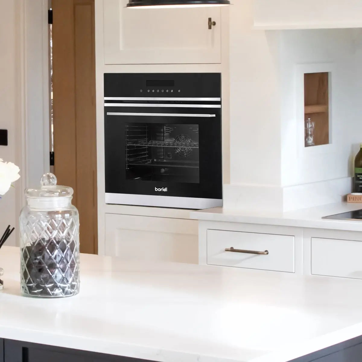 Baridi 60cm Built-In Fan Assisted, Single, Integrated 10 Function Electric Oven, Touchscreen Controls, 72L Capacity, Black/Stainless Steel White Rose Tools