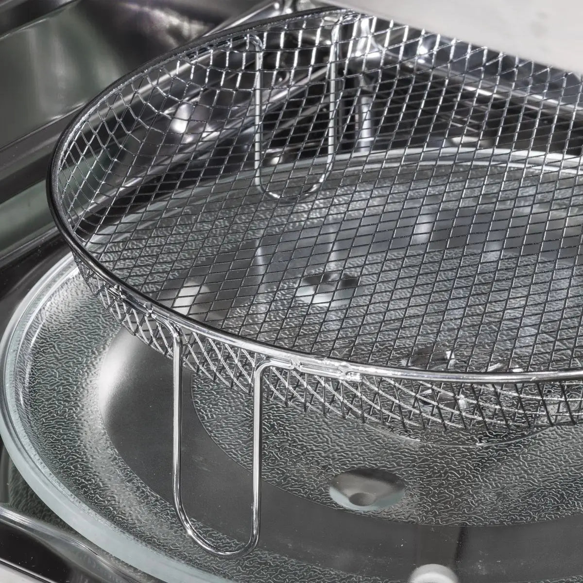 Baridi 7-in-1 Air Fryer Microwave & Grill, 28L Capacity - Black  White Rose Tools