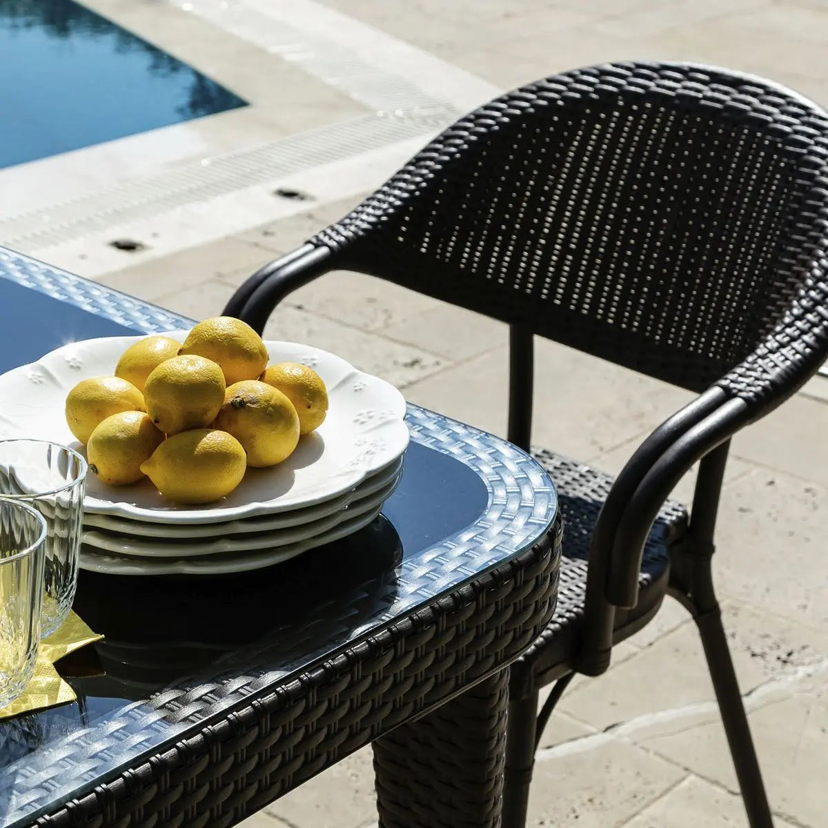 Dellonda Armchair Weather Resistant PP Body Stackable x 6, Dark Wood White Rose Tools