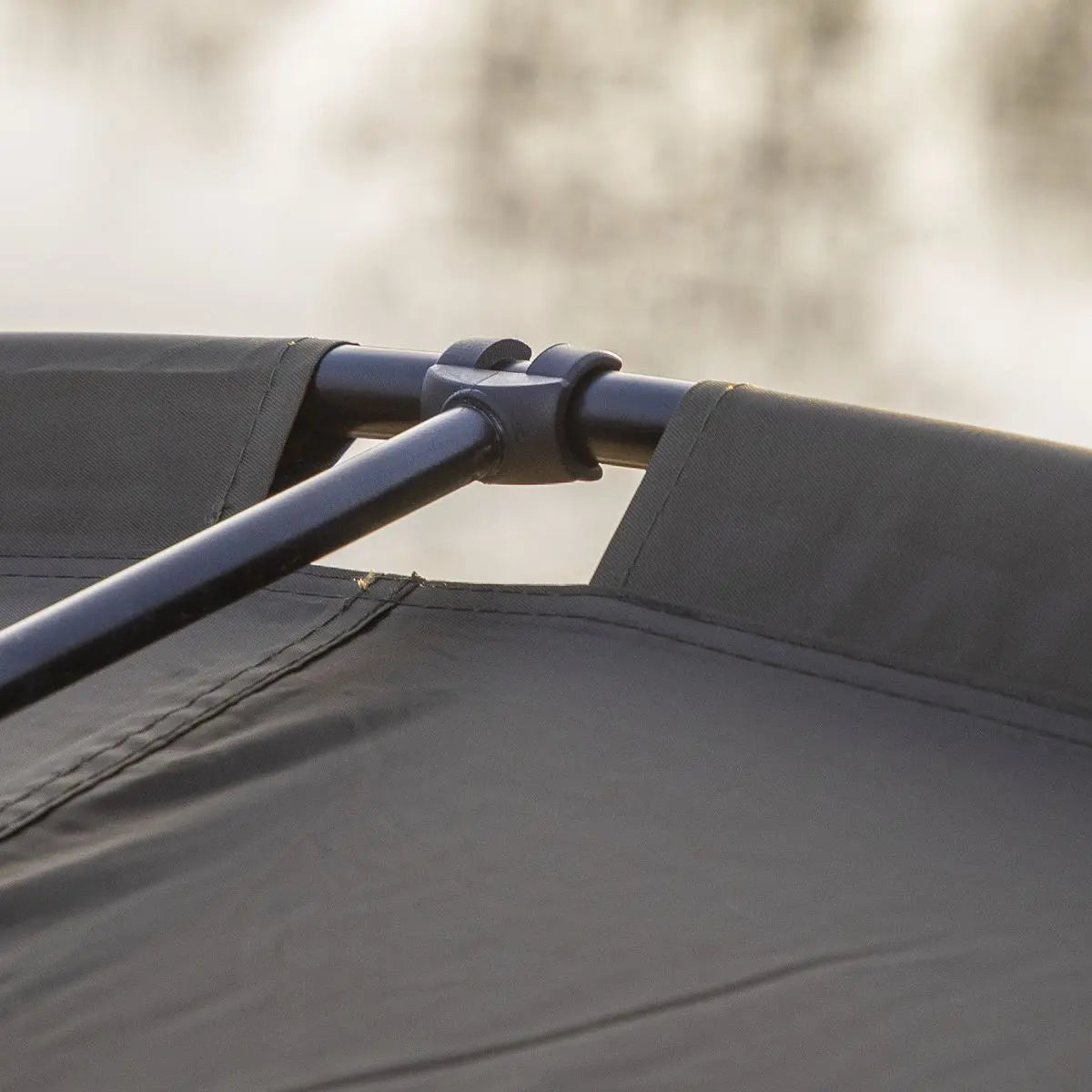 Dellonda Fishing Bivvy Carp Tent Lightweight 2-Man Waterproof & UV Protection Quick Assembly Pre-Threaded Poles with Ground Sheet & Heavy Duty Ground Pegs  White Rose Tools