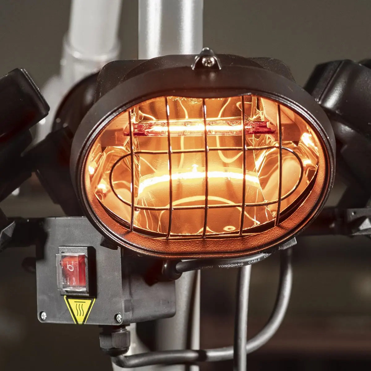 Dellonda Folding Parasol/Gazebo/Patio Outdoor Infrared Heater, Four Panels, Extra Long 5M Cable, 1800W - DG178  White Rose Tools