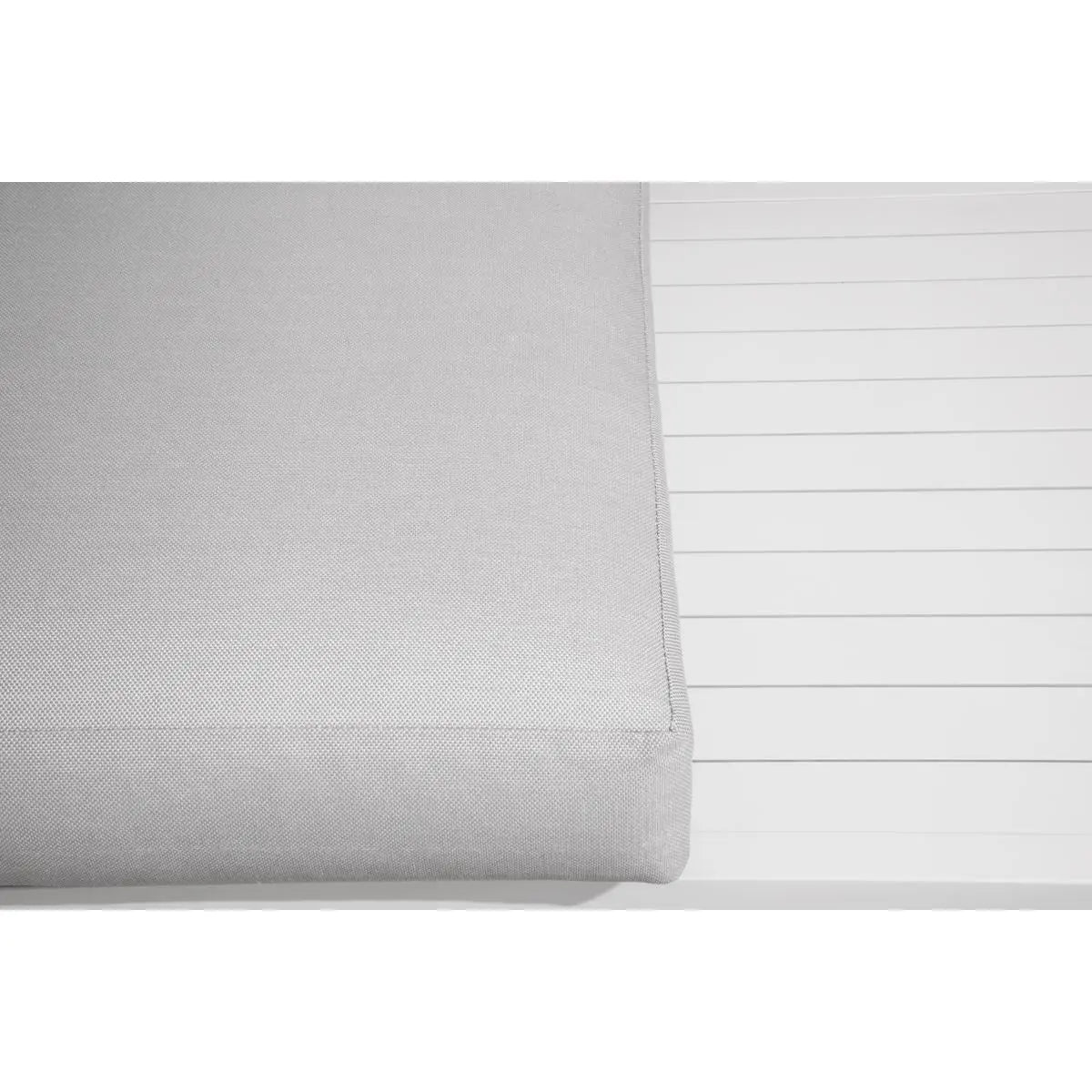 Dellonda Kyoto White 3-Piece Outdoor Garden Corner Sofa & Coffee Table Set  White Rose Tools