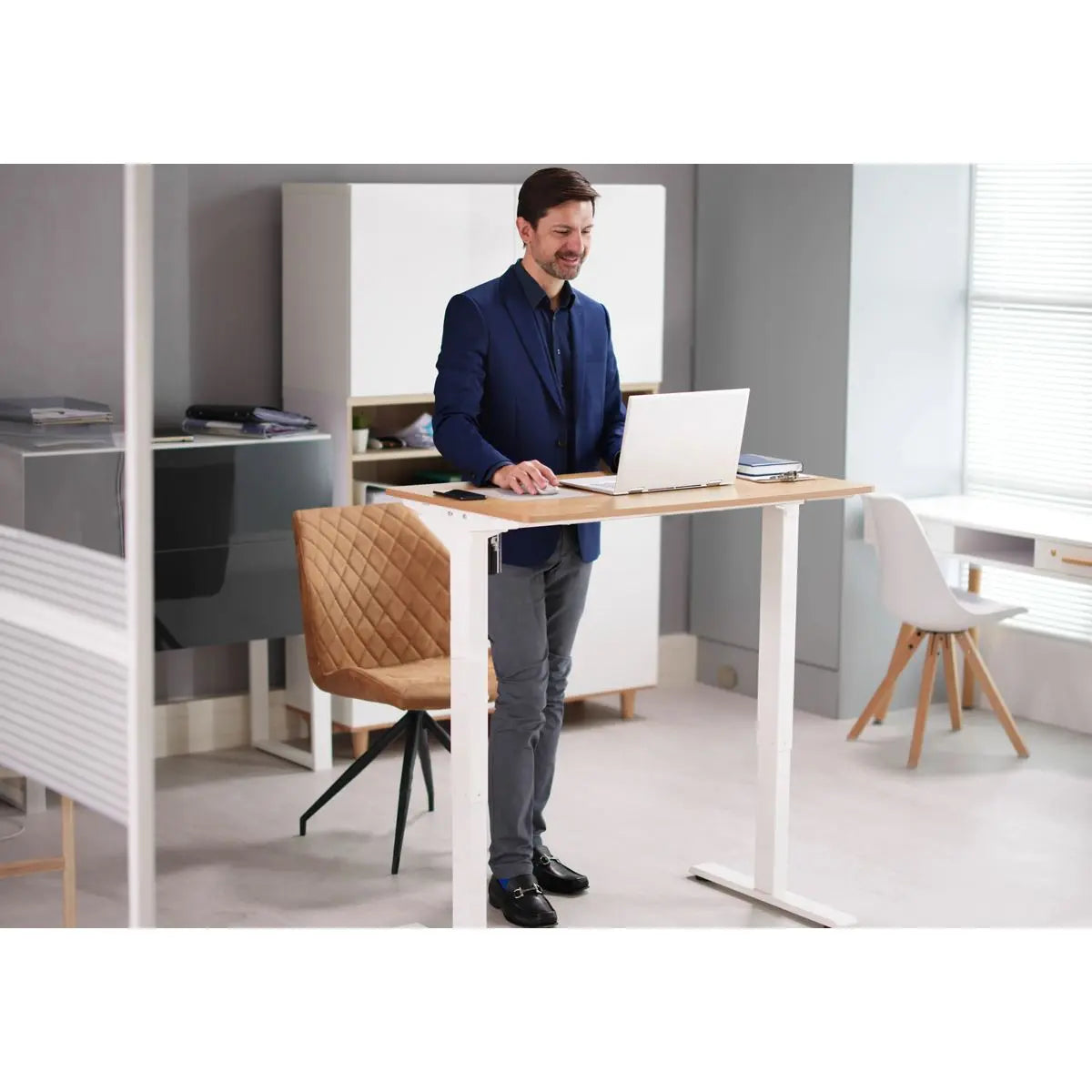 Dellonda Single Motor Height-Adjustable Electric Sit & Stand Desk with Oak Desktop & White Frame White Rose Tools