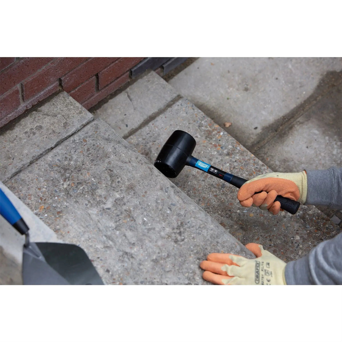 Draper Expert Rubber Mallet with Fibreglass Shaft 450g/16oz 08017 White Rose Tools