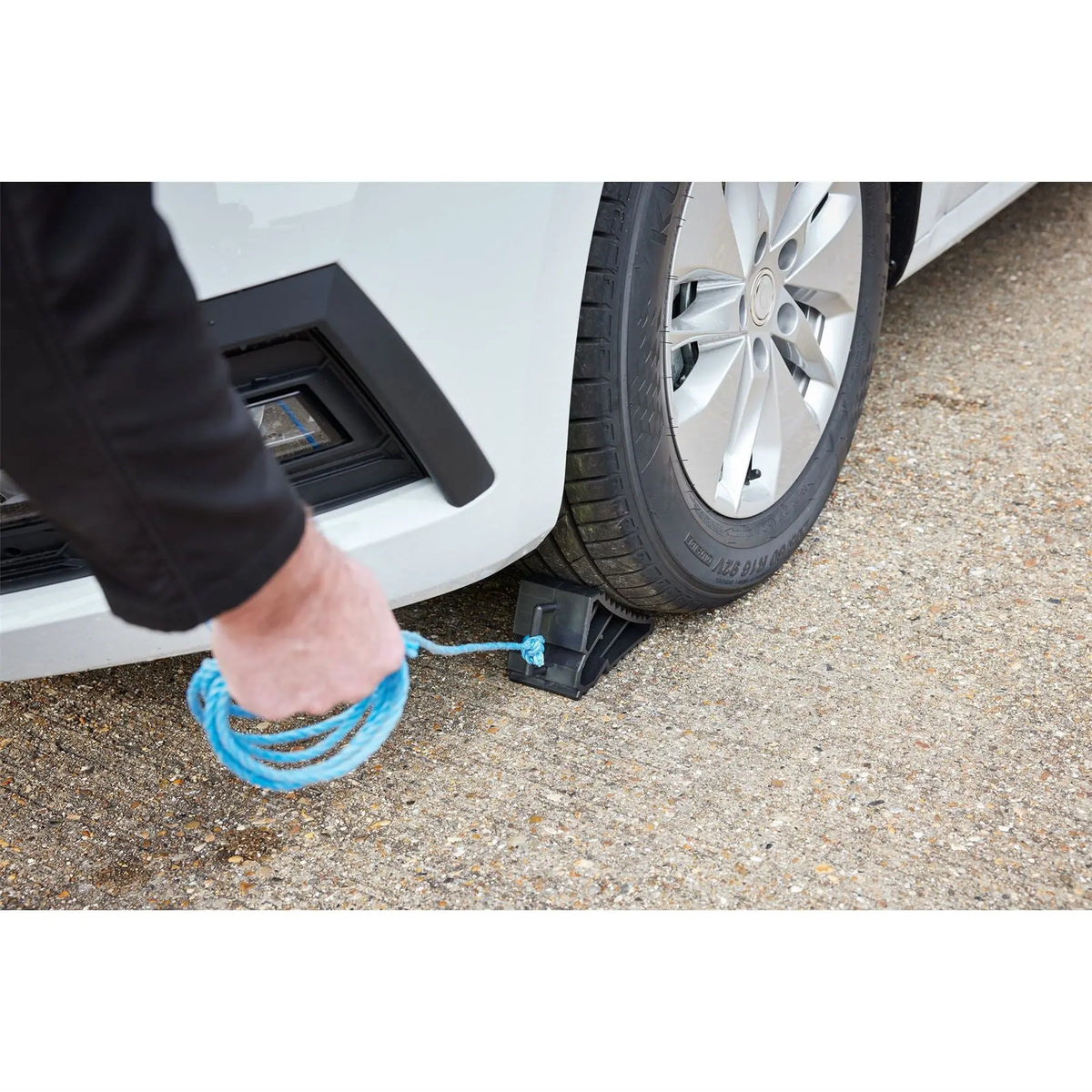 Draper Plastic Wheel Chocks 2 Tonne (Pair) 20212 White Rose Tools