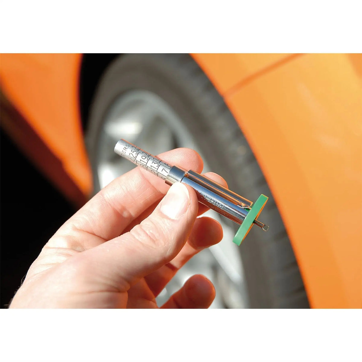 Draper Tyre Tread Depth Gauge 1-26mm 27298 White Rose Tools