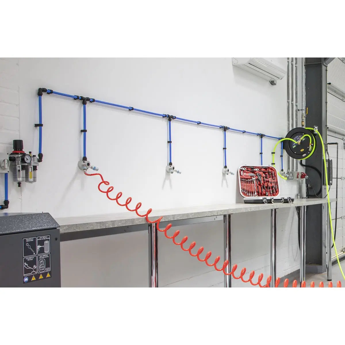 John Guest Wall box 3 x 1/2" BSP Connection