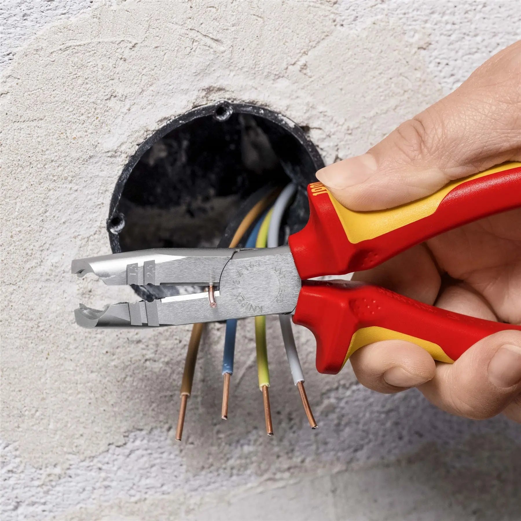 KNIPEX Stripping Pliers 165mm VDE Chrome Multi Component Grips 13 46 165 White Rose Tools