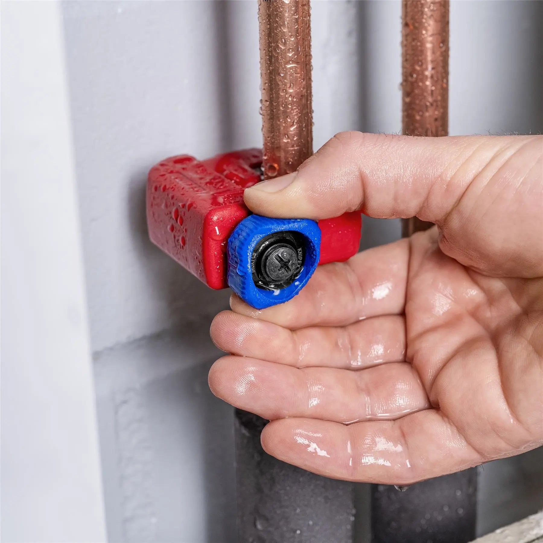 KNIPEX Tubix S Pipe Cutter 3-30mm Capacity QuickLock Mechanism 90 31 01 White Rose Tools