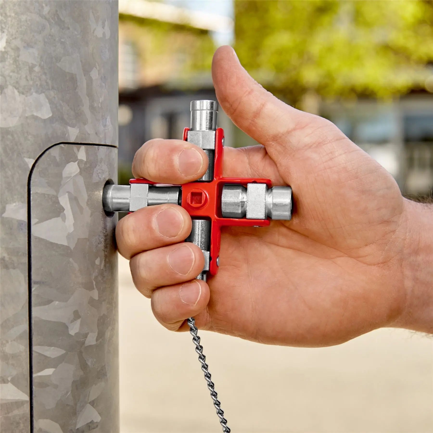 KNIPEX Universal Key for all Standard Cabinets and Shut Off Systems 00 11 06 White Rose Tools