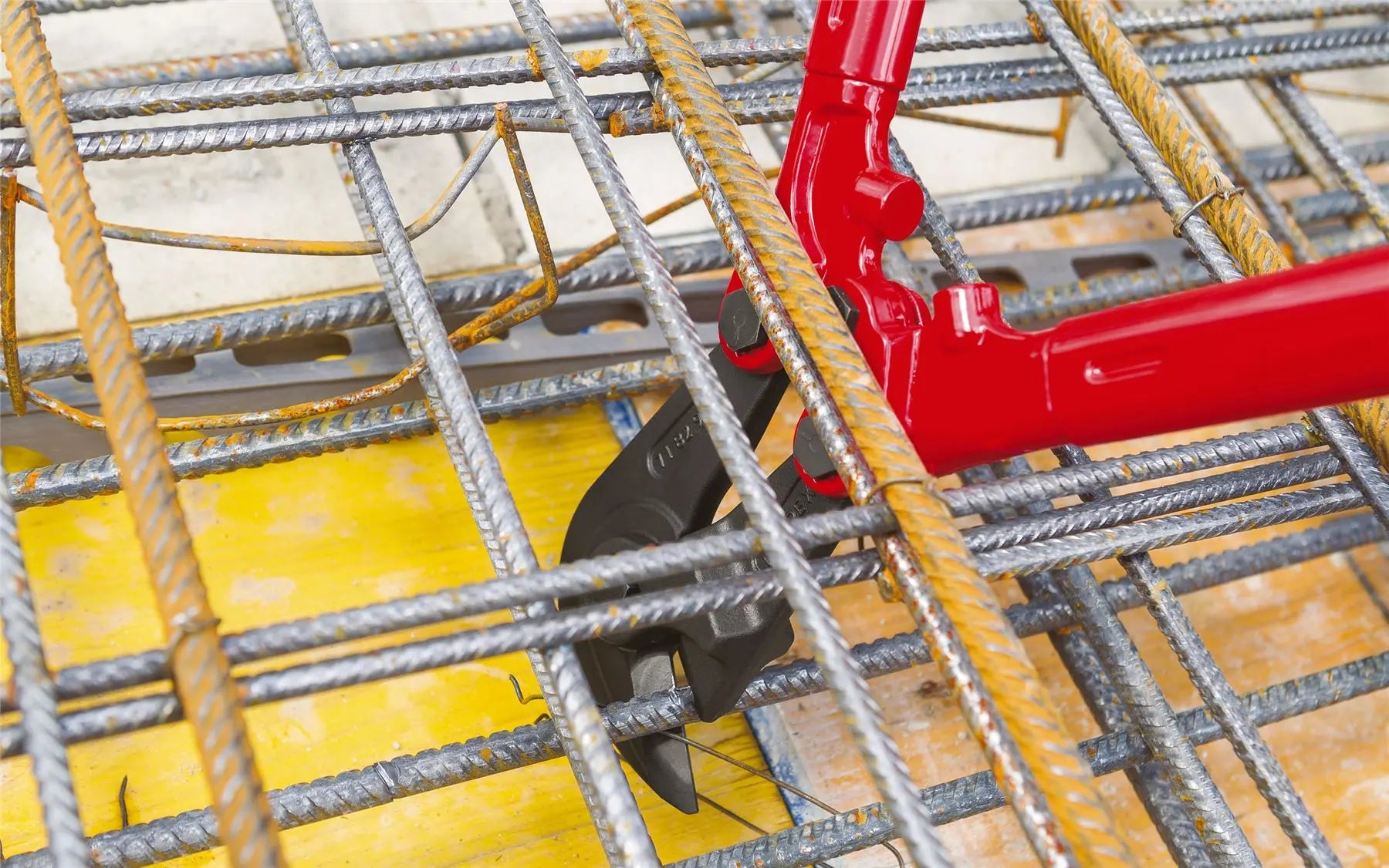 Knipex Concrete Mesh Cutter Cutting Pliers 950mm Multi Component Grips 71 82 950