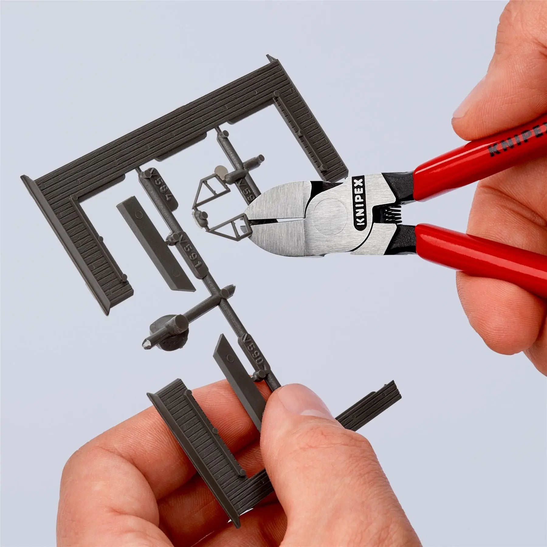 Knipex Cutting Pliers 140mm Diagonal Cutters for Plastics 72 01 140