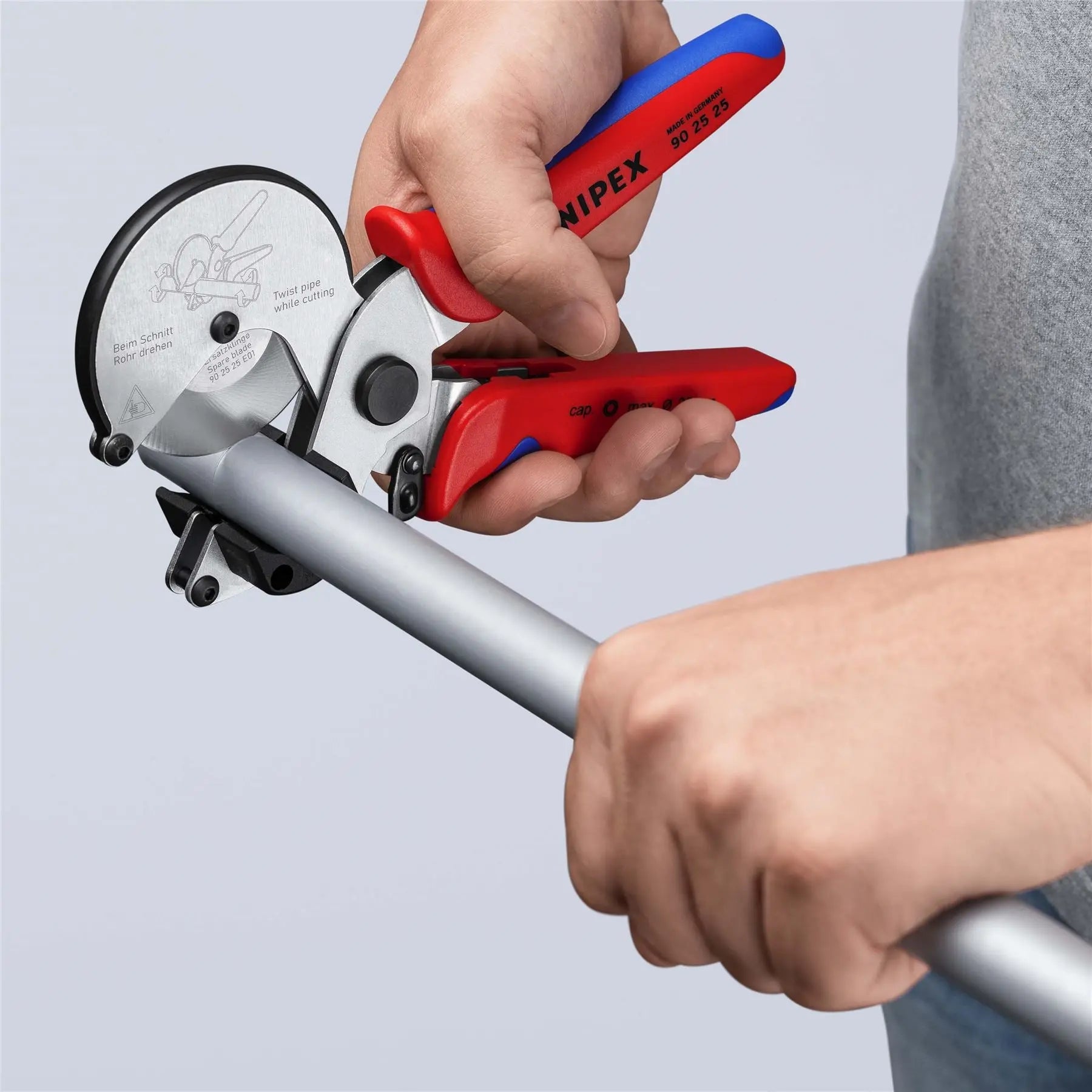 Knipex Pipe Cutter for Composite and Plastic Pipes 26mm Capactiy Multi Component Grips 90 25 25 White Rose Tools