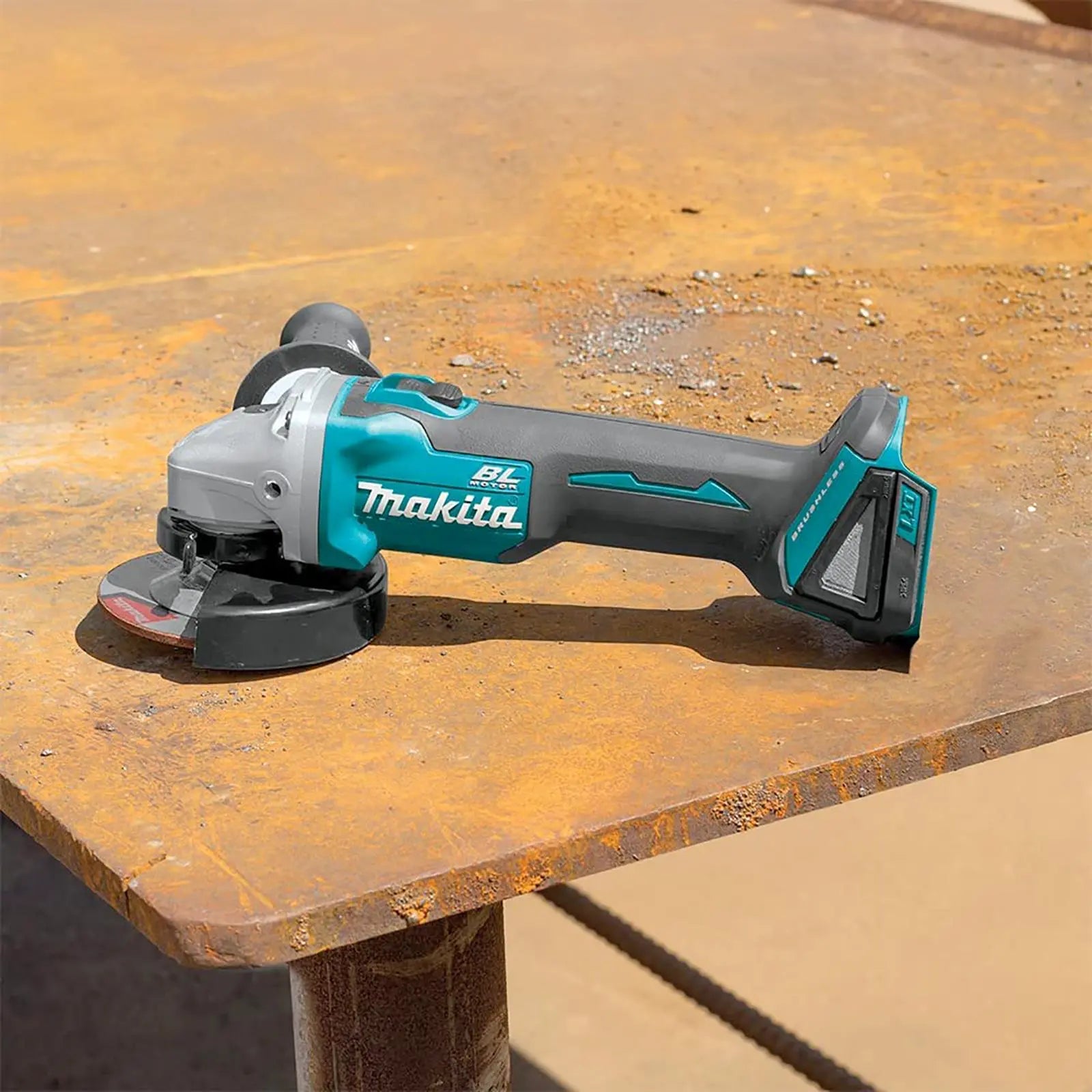 Makita Angle Grinder 125mm 18V Li-ion Brushless Cordless Body Only DGA504Z  White Rose Tools