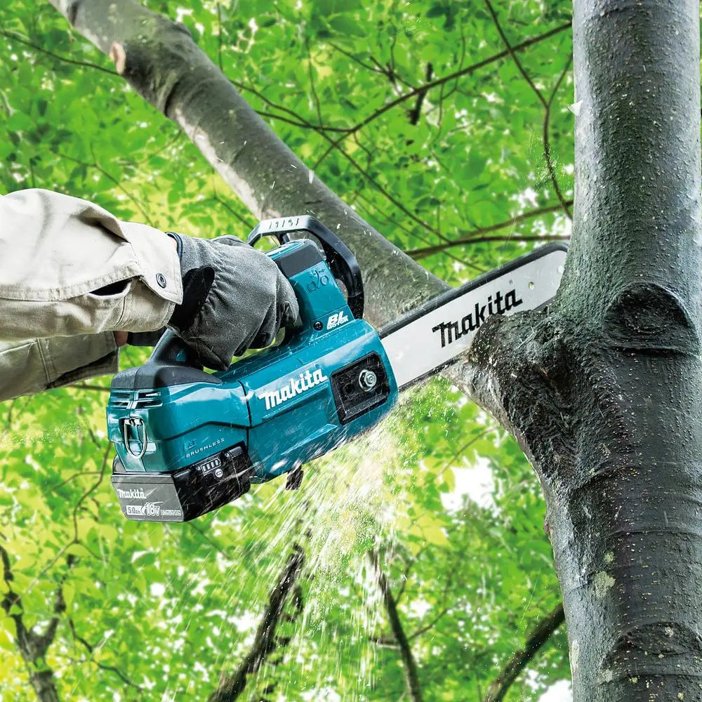 Makita Chainsaw Kit 25cm 10" 18V LXT Brushless Cordless 5Ah Battery and Charger Top Handle Garden Tree Cutting Pruning DUC254RT  White Rose Tools
