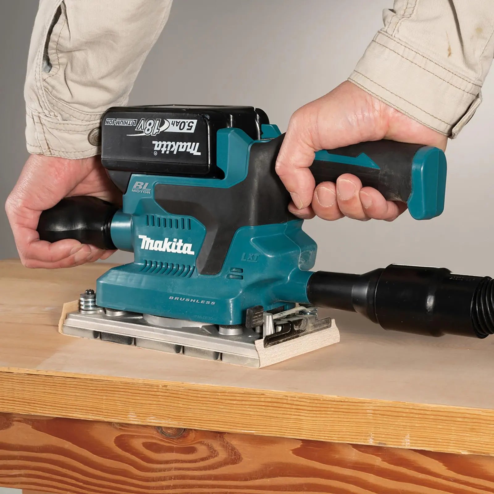 Makita Finishing Sander 18V LXT 185 x 93 mm Cordless Brushless Body Only DBO380Z White Rose Tools