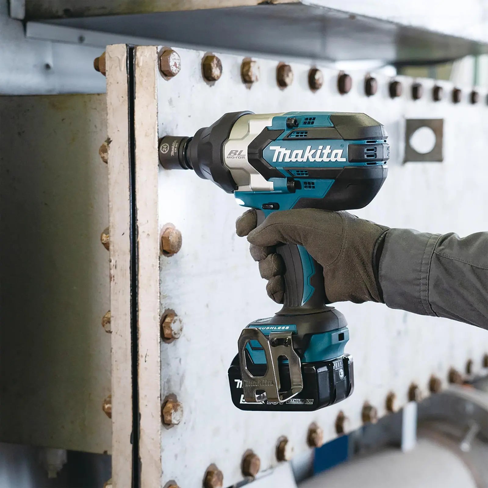 Makita Impact Wrench 1/2" Drive 18V LXT Brushless Cordless 1050 Nm Bare Unit Body Only DTW1004Z  White Rose Tools