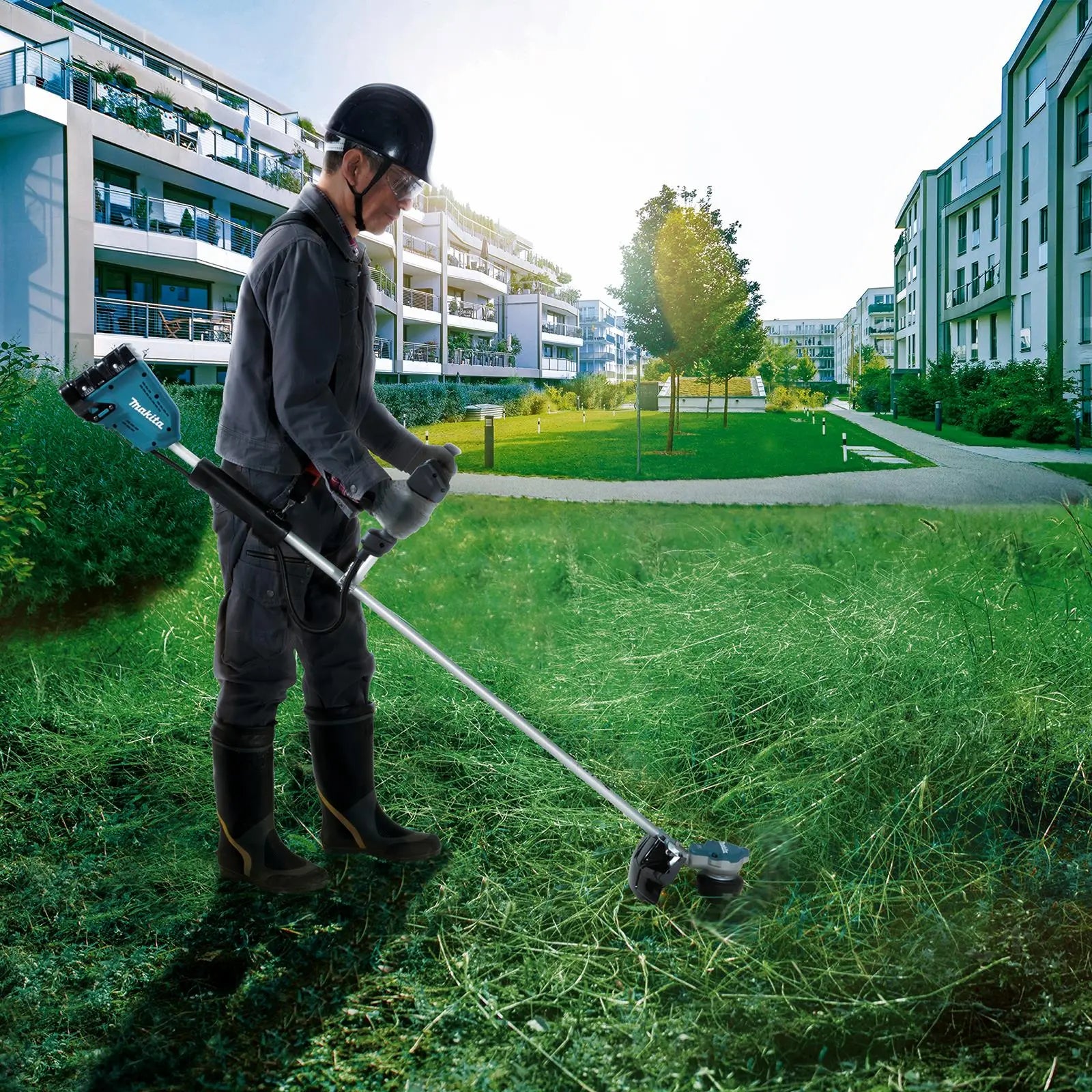 Makita Line Trimmer Strimmer Kit 2 x 18V LXT Brushless Cordless Garden Lawn Strimming 2 x 5Ah Battery and Dual Rapid Charger DUR368LPT2  White Rose Tools