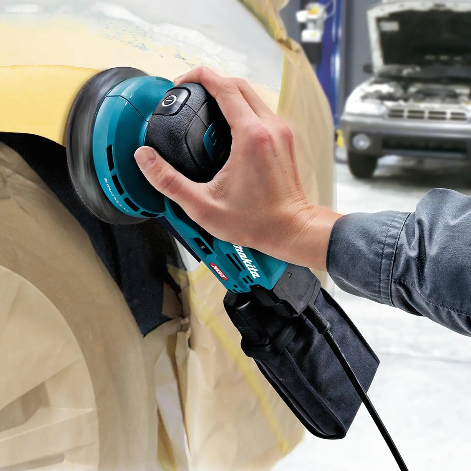 Makita Random Orbital Sander 150mm Lightweight 5mm Orbit Diameter XGT 40V Max Brushless Body Only BO002CGZ White Rose Tools