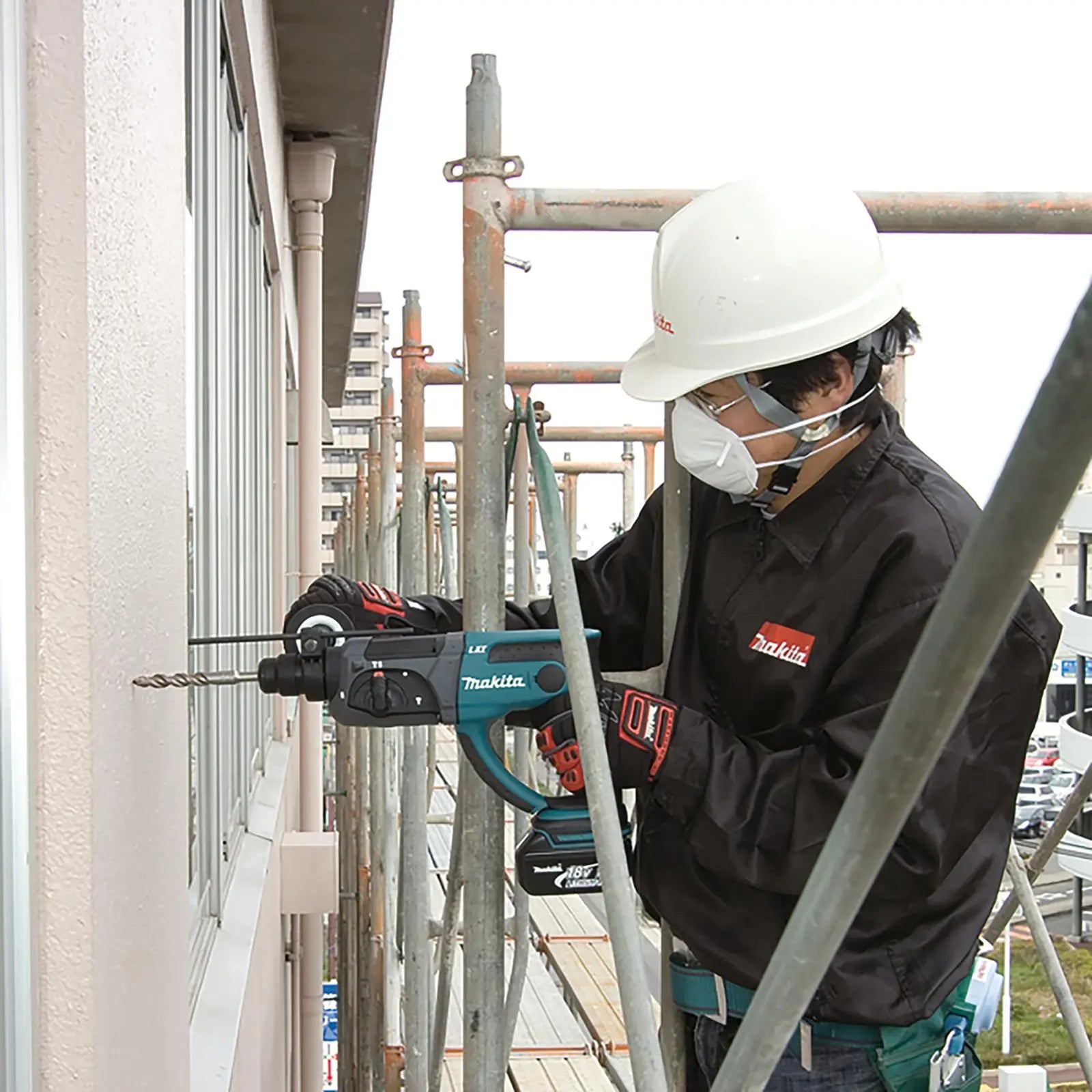 Makita Rotary Hammer Drill SDS Plus 18V LXT Cordless 20mm Capacity Concrete DHR202Z Body Only White Rose Tools