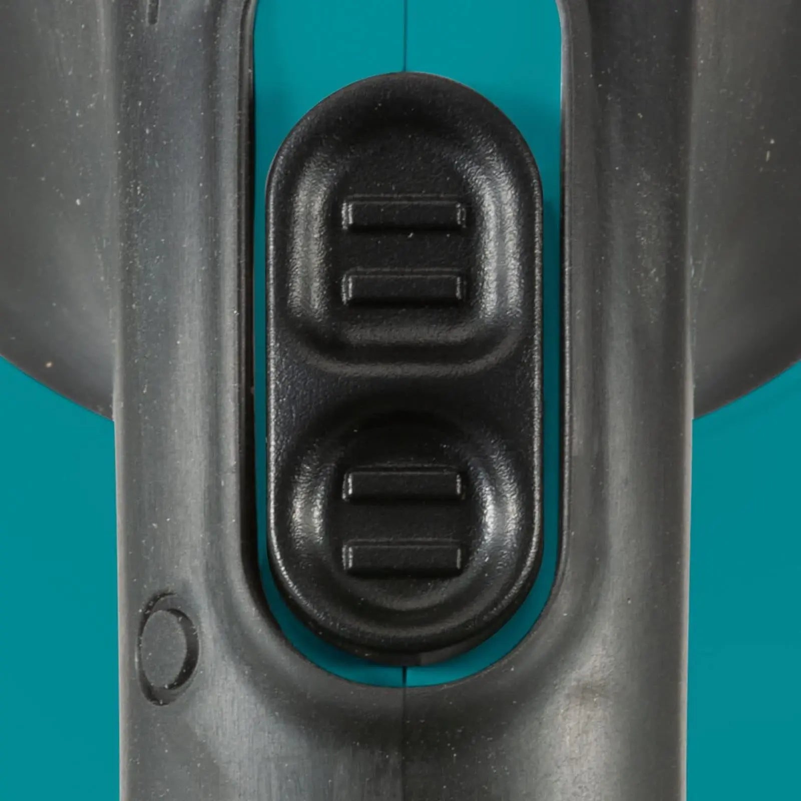 Makita Vacuum Cleaner 18V LXT Brushless Cordless 750ml DCL280FZ Body Only White Rose Tools