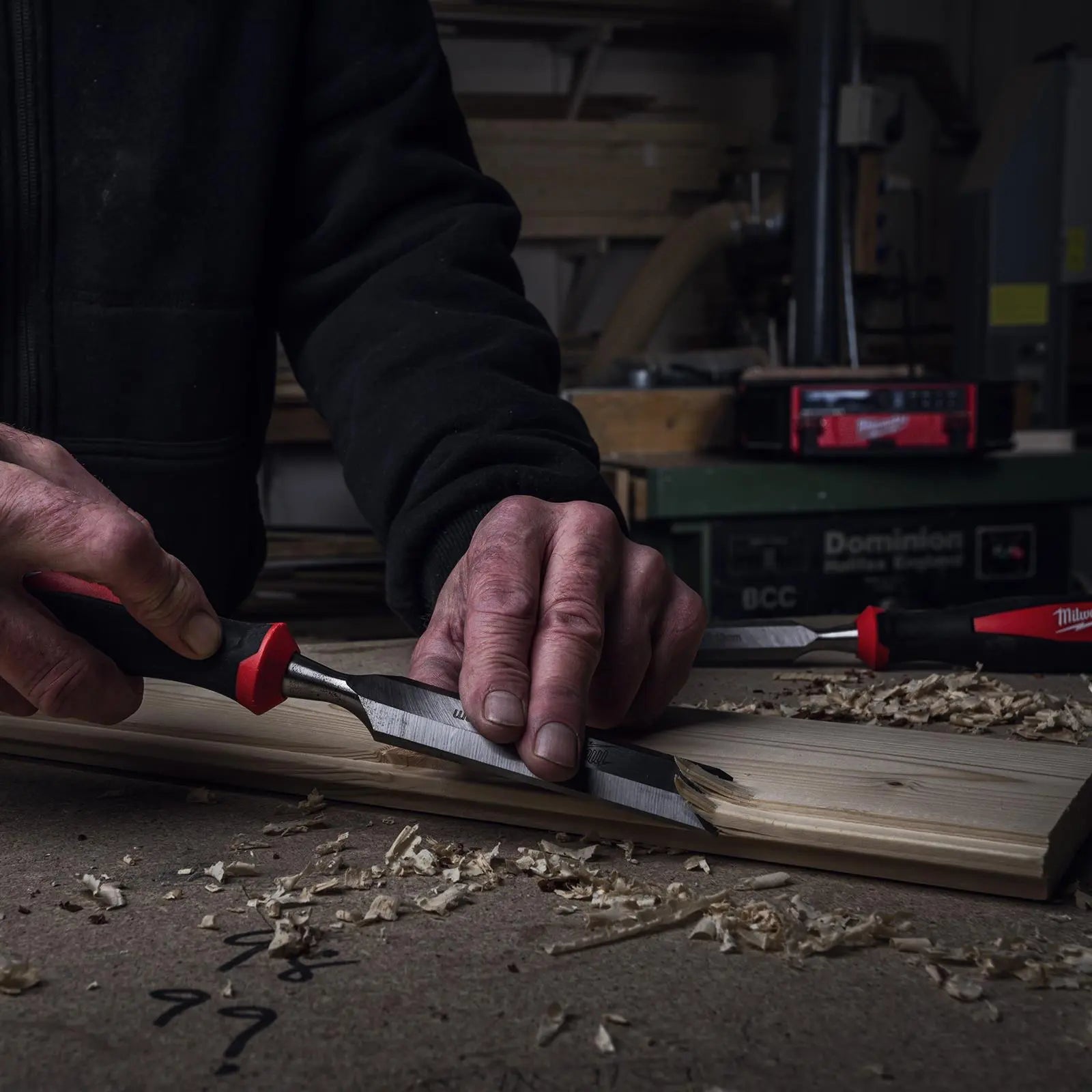 Milwaukee Beveled Edge Wood Chisel 25mm 1" All Metal Core with Striking Cap  White Rose Tools