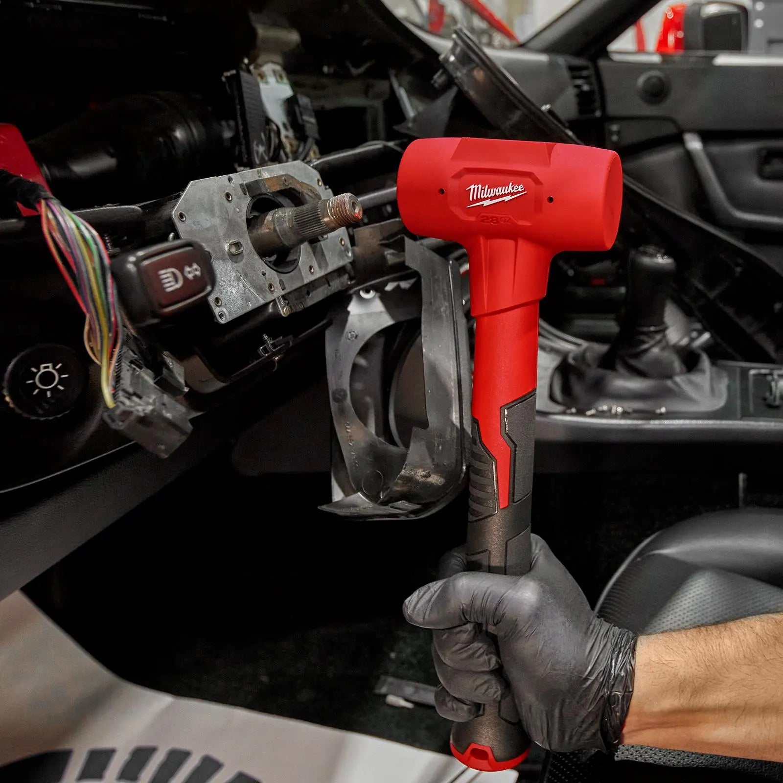 Milwaukee Dead Blow Hammer 790g 28oz White Rose Tools