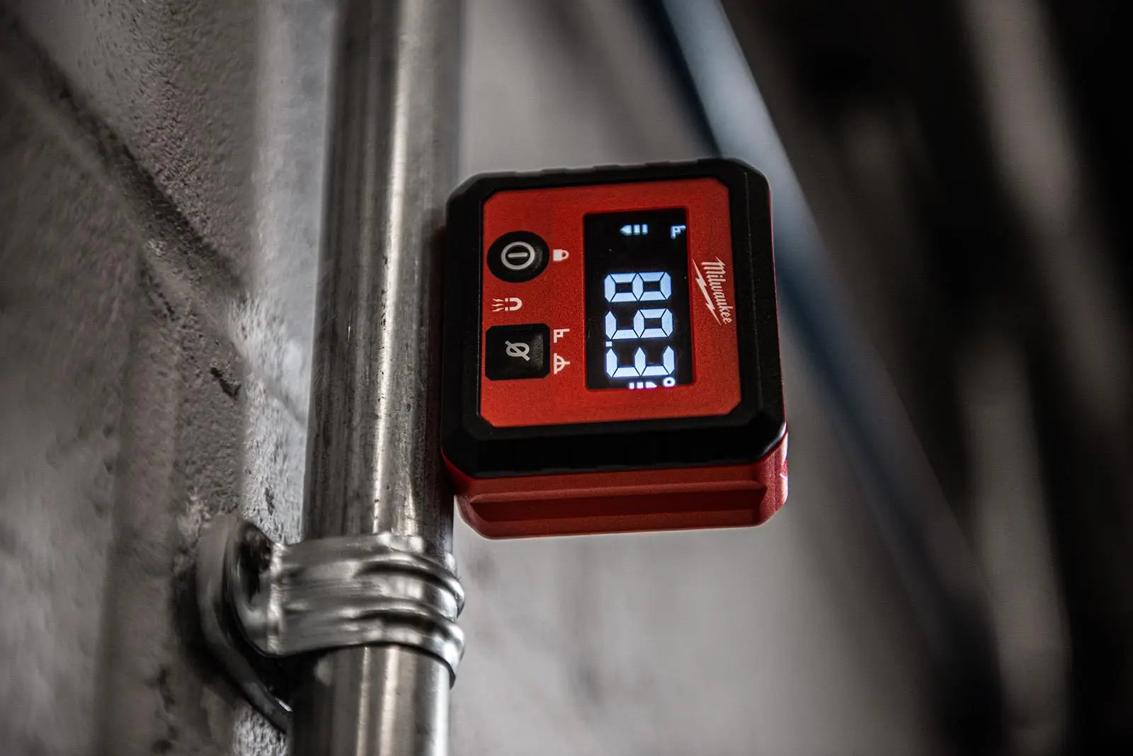 Milwaukee Digital Angle Gauge with Carry Case White Rose Tools