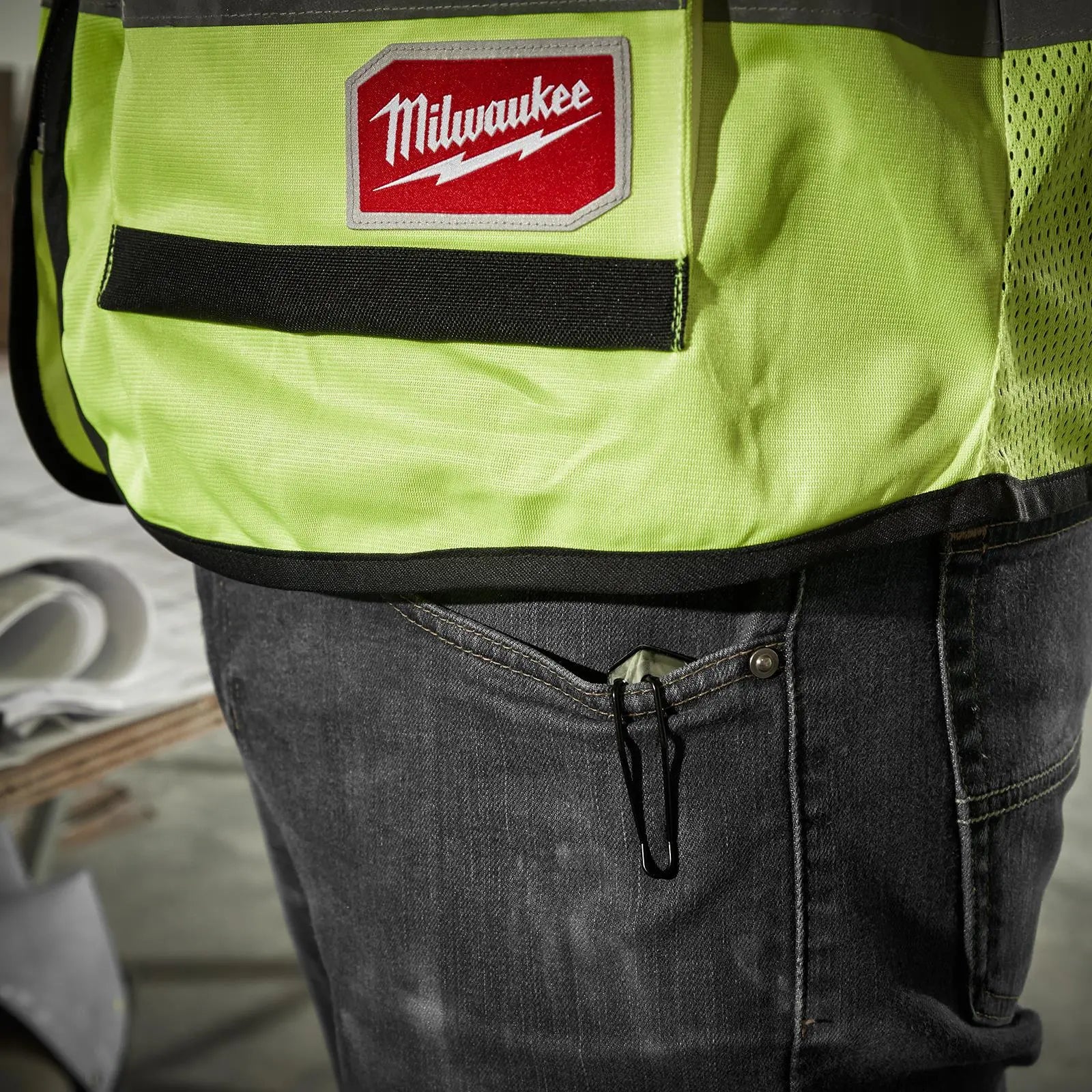 Milwaukee FASTBACK Folding Knife Camo  White Rose Tools