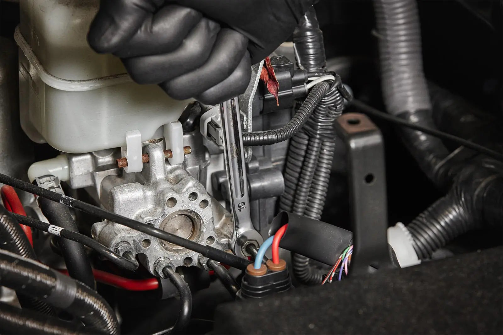 Milwaukee Flare Nut Brake Pipe Spanner Set 6 Piece Metric 8-22mm White Rose Tools