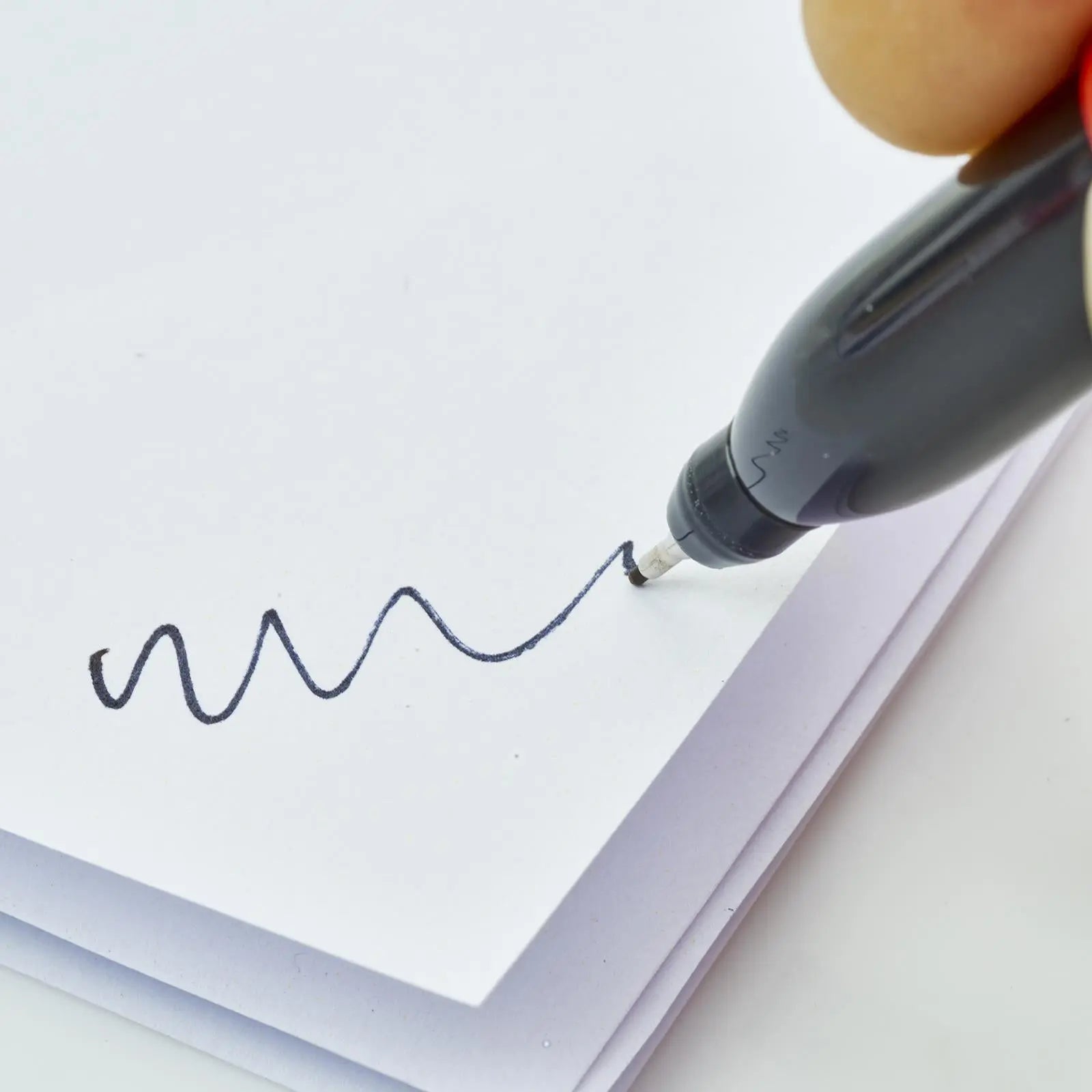 Milwaukee INKZALL Ultra Fine Tip Marker Pens 4 Pack Black 0.6mm Tip