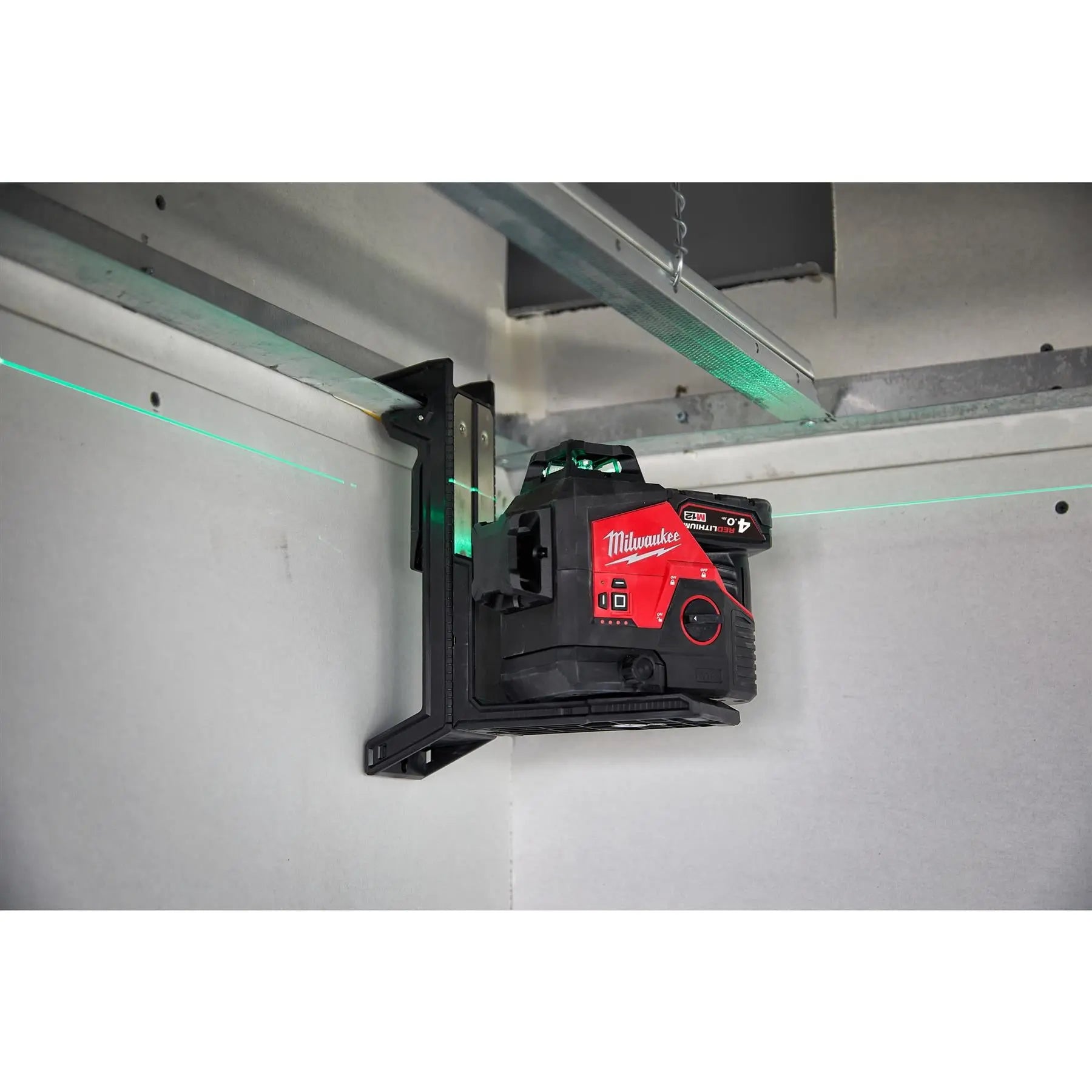 Milwaukee M12 12V 360° 3 Plane Laser Level in Kitbox Bare Unit M123PL-0C White Rose Tools