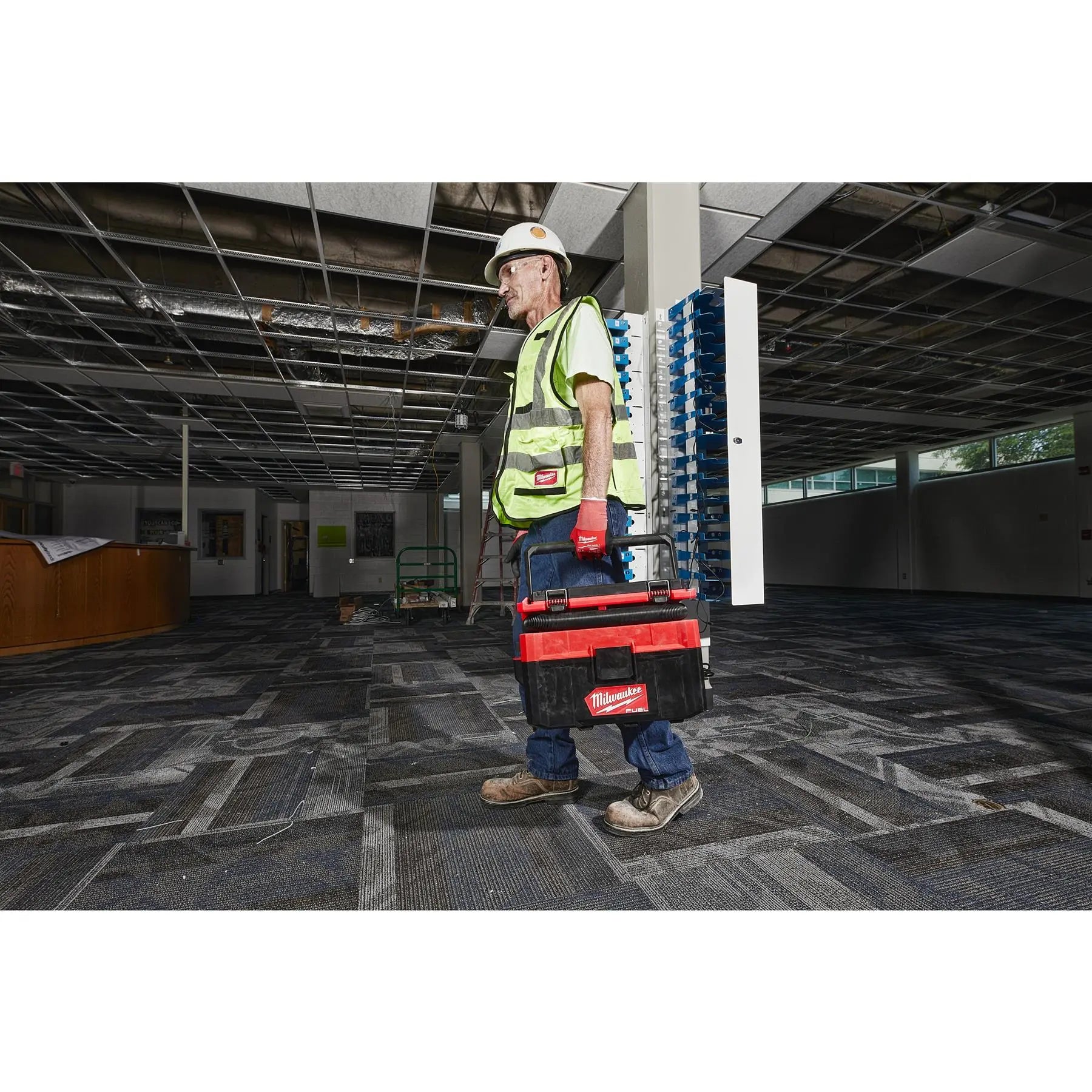 Milwaukee M18 Fuel 18V Packout Cordless Wet / Dry Vacuum Cleaner Bare Unit M18FPOVCL-0 White Rose Tools