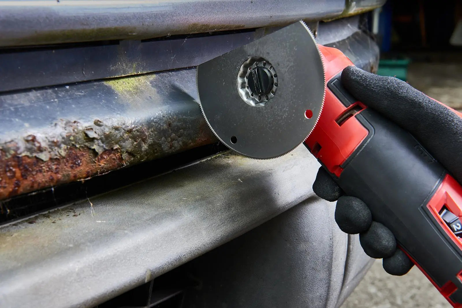 Milwaukee Multi Tool Segmented Cutting Blade 100mm x 28mm Multi Material Starlock